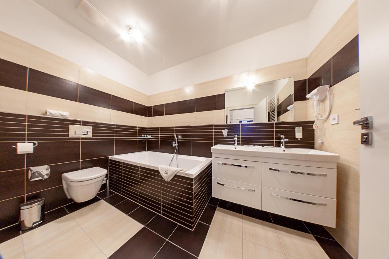 Mariánské Lázně Gold Residence מראה חיצוני תמונה