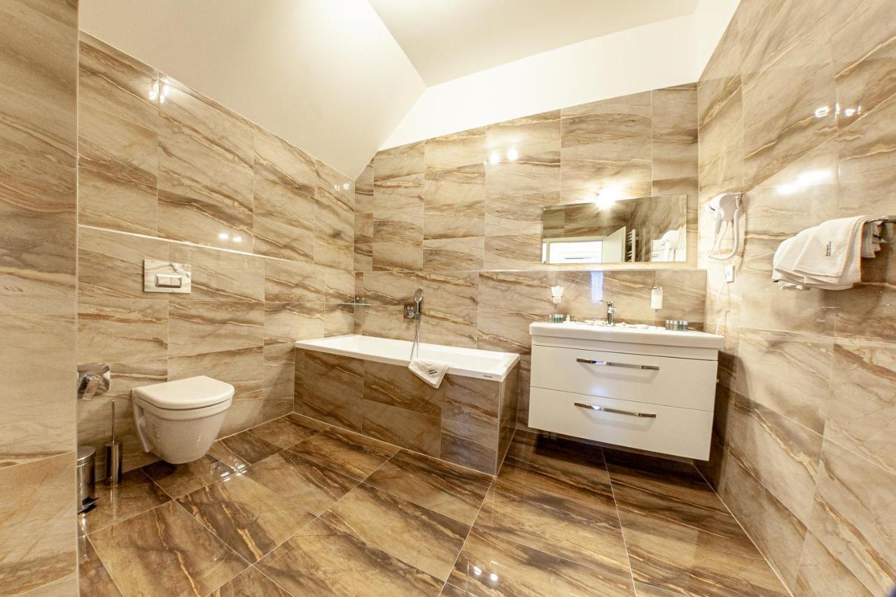 Mariánské Lázně Gold Residence מראה חיצוני תמונה